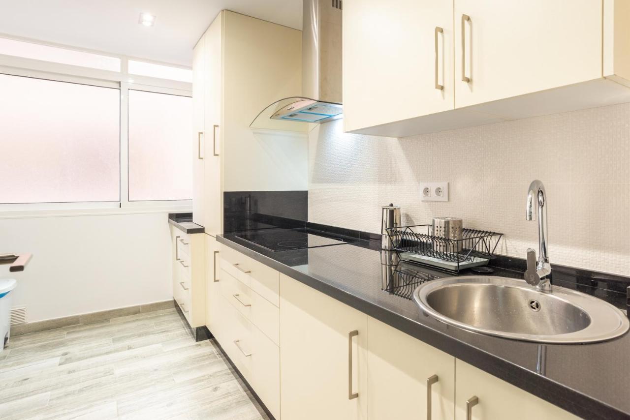 Faro, Bonito Apartamento En La Malagueta Málaga Exterior foto